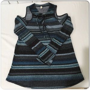 Striped Cold Shoulder Long Sleeve, Size Med